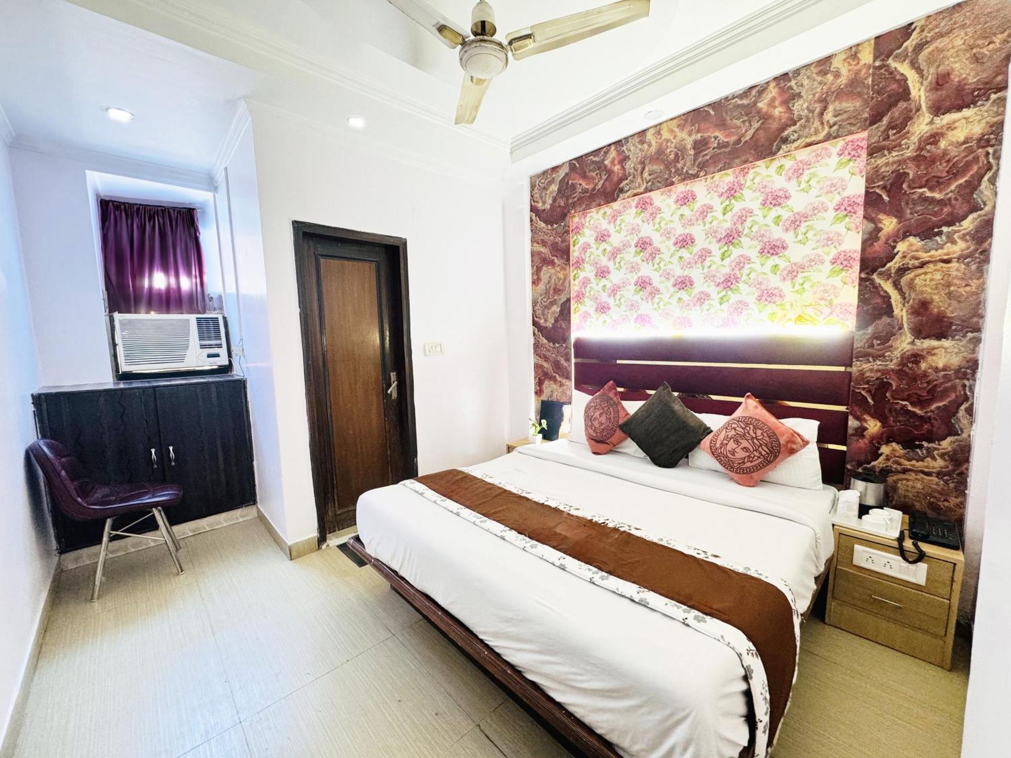 Hotel Jai Balaji, Paharganj, New Delhi Railway Station Esterno foto