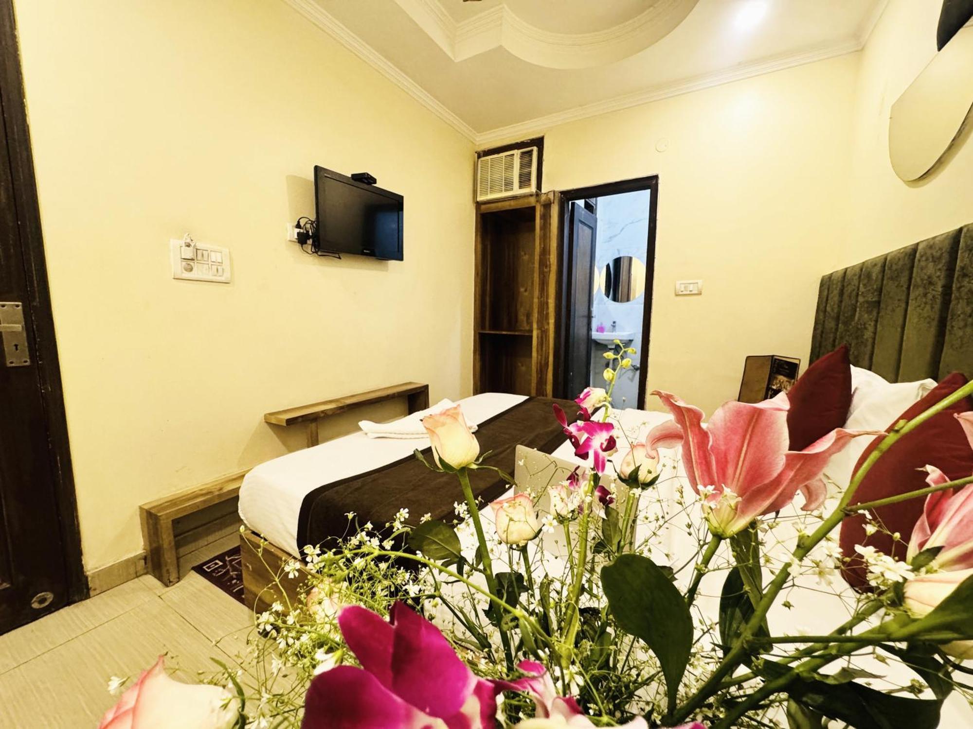 Hotel Jai Balaji, Paharganj, New Delhi Railway Station Esterno foto